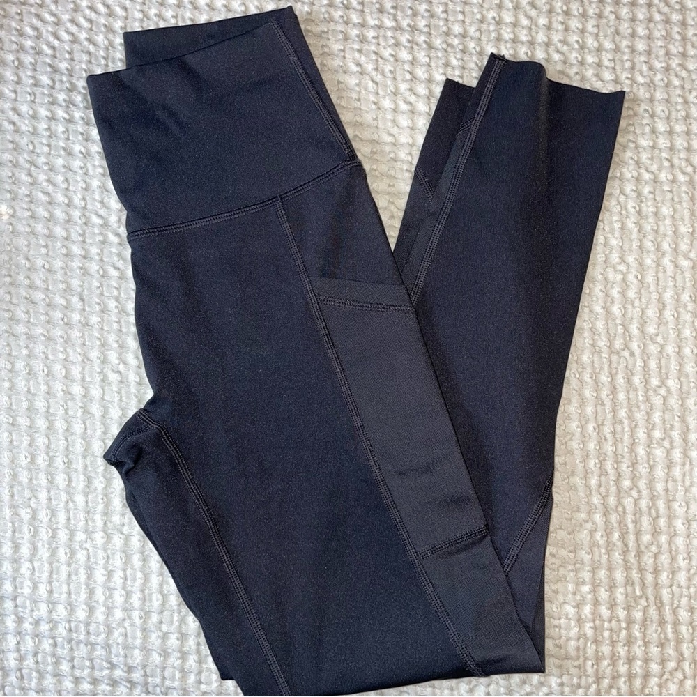 Black Aerie High-Waisted Leggings